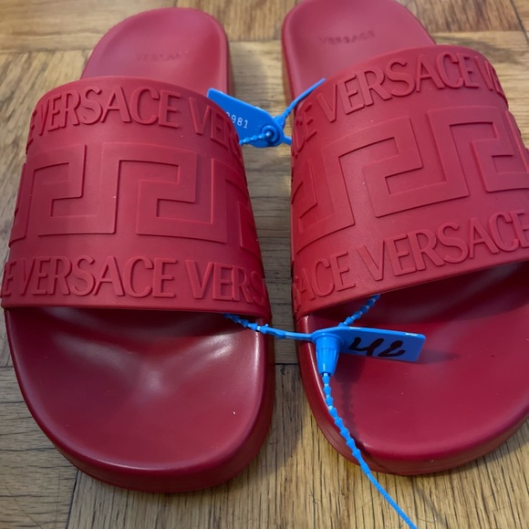 Versace Rubber Pool Slides Men’s - Picture 8 of 15